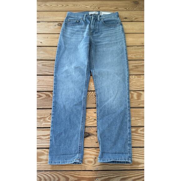 NWT Everlane Relaxed Straight Leg Jeans Size 23 Women’s Blue Super Soft - Picture 1 of 10